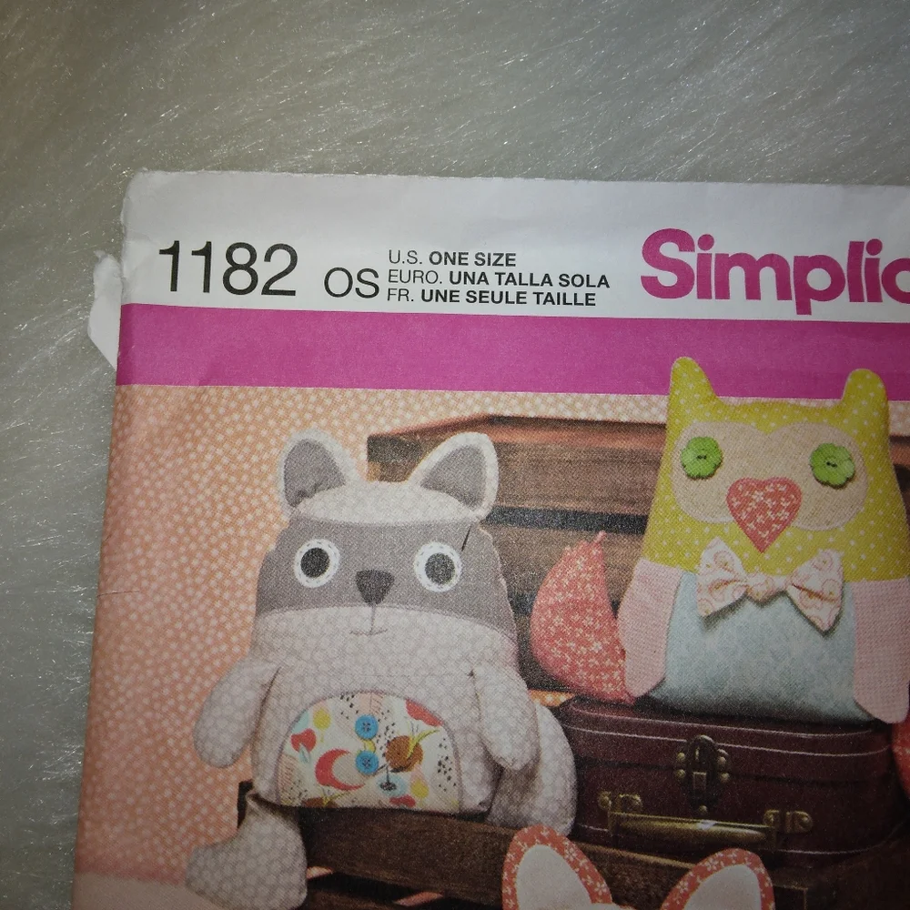 SIMPLICITY 1182 Stuffed Animals and Monsters by Ruby Jean's Closet